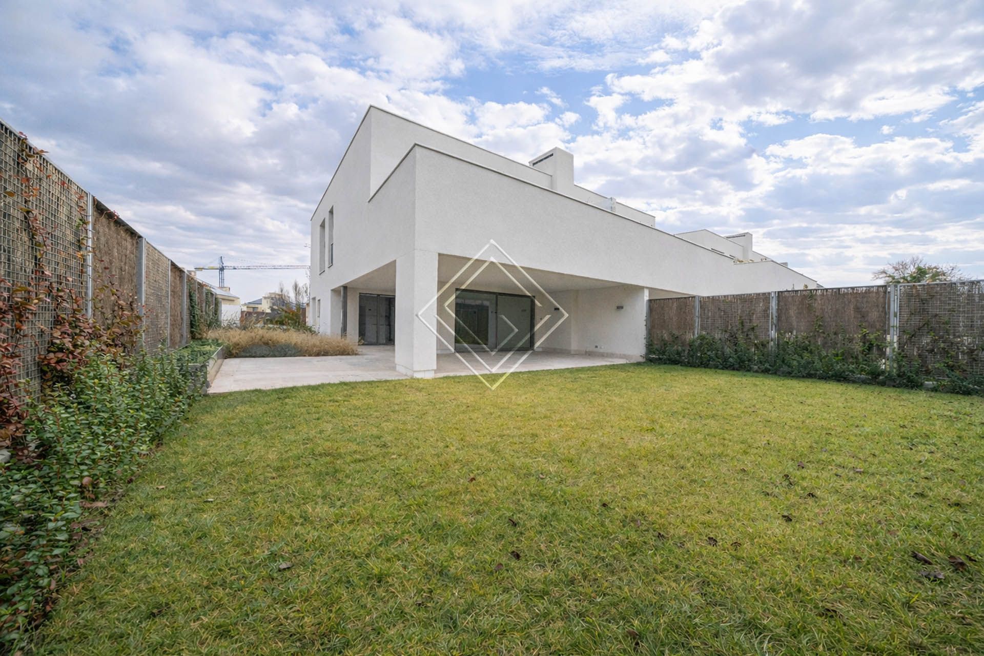 Single-family semi-detached to rent in Valdemarín