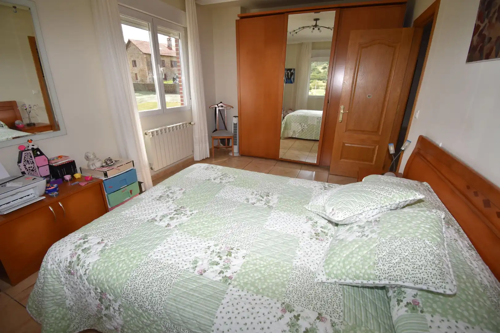 Habitación de Casa o chalet en venta en Bárcena de Cicero con Calefacción, Jardín privado y Terraza