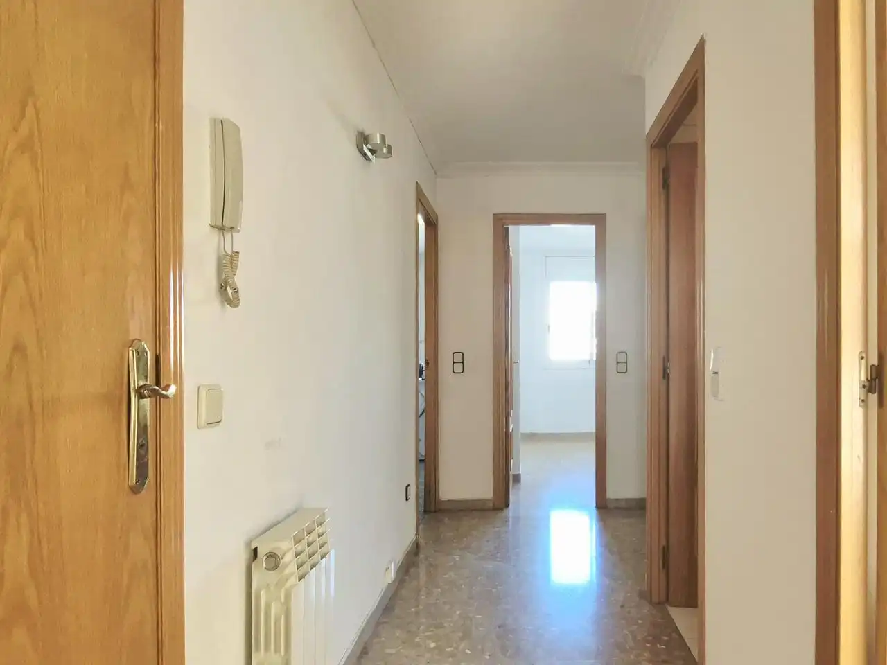 Piso en venta en Terrassa con Calefacción, Terraza y Balcón