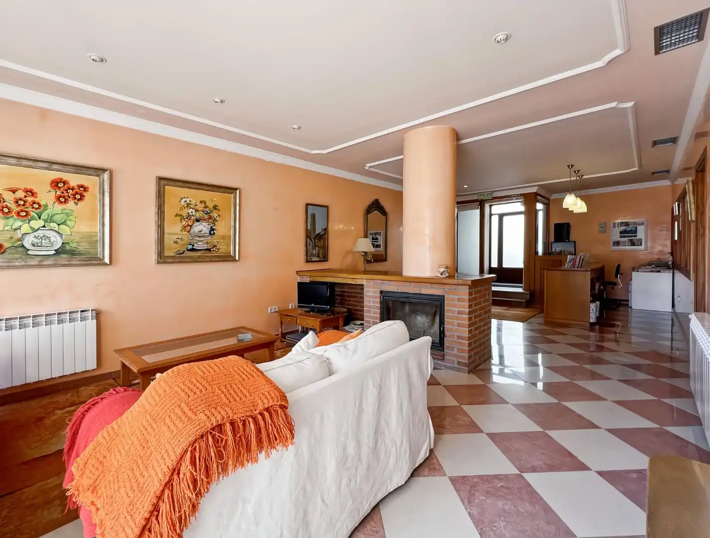 Living room of Country homes for sale in Buitrago del Lozoya  with Air Conditioner and Alarm