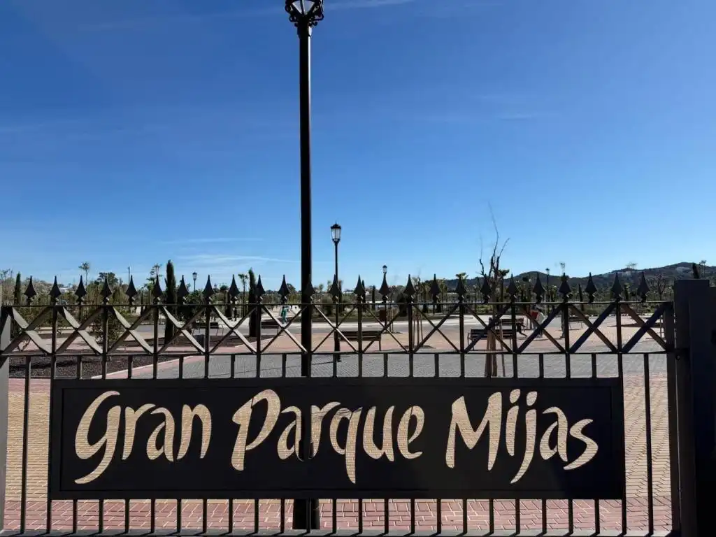 Außenansicht von Wohnung zur Miete in Mijas