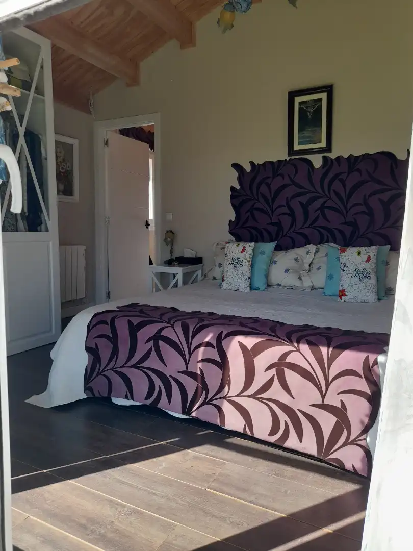Schlafzimmer von Haus oder Chalet zum Verkauf in Villalbilla mit Klimaanlage, Heizung und Privatgarten