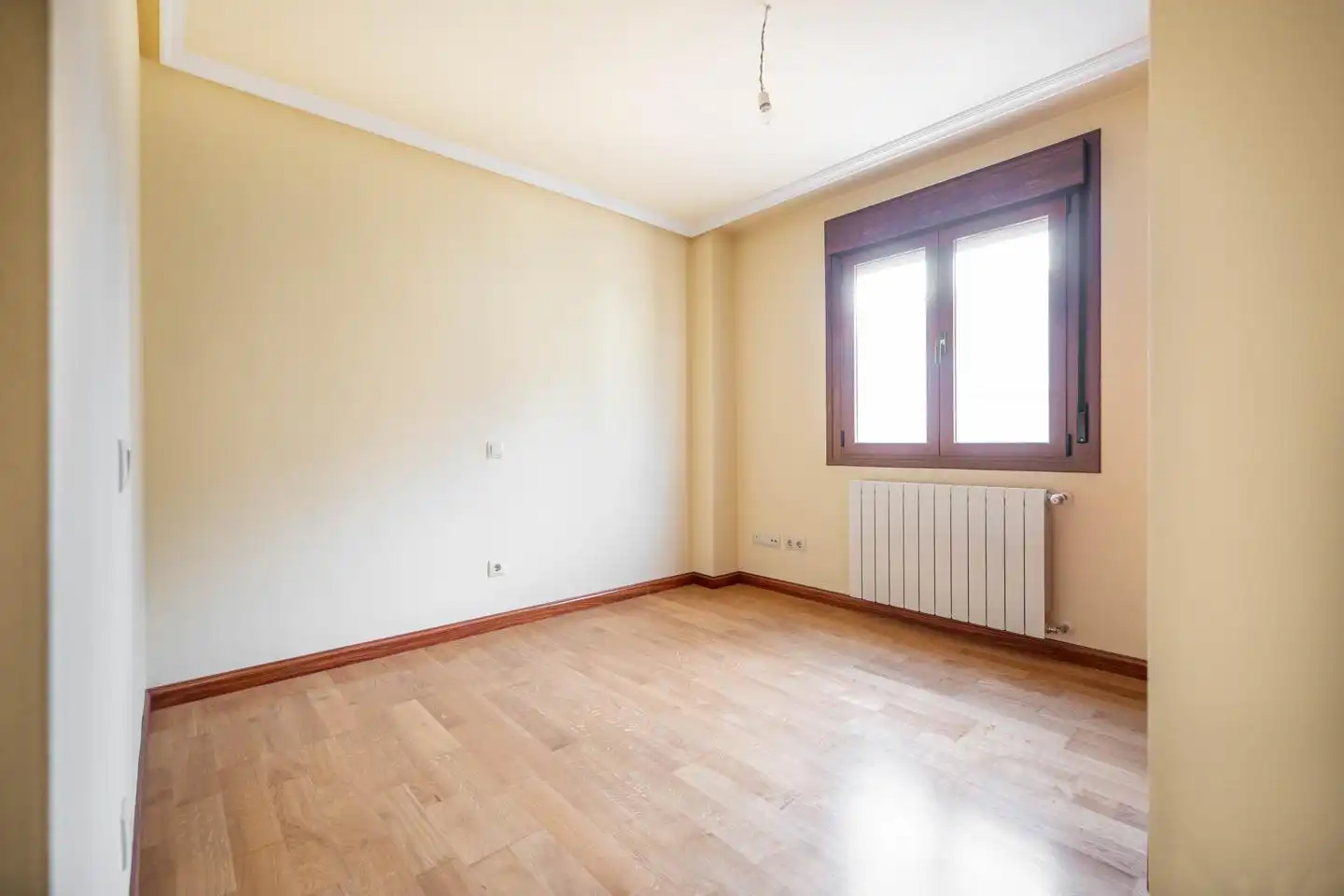 Habitación de Piso en venta en Ávila con Calefacción y Trastero