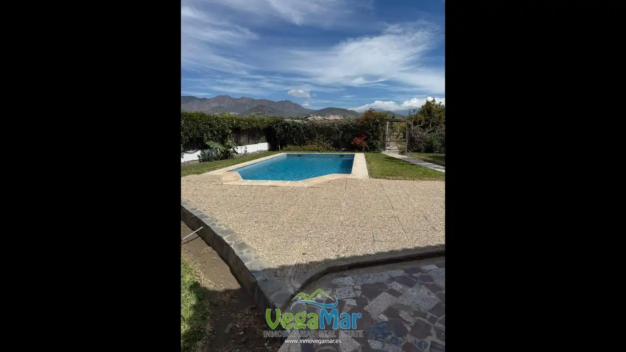 Piscina de Casa o xalet de lloguer en Salobreña amb Jardí privat, Terrassa i Piscina