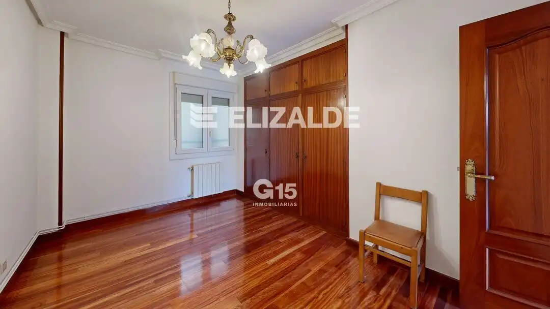 Habitación de Piso en venta en Hernani con Terraza, Trastero y Balcón
