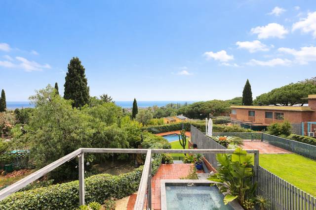 Casa-chalet en Venta en Carrer Agustí Vendrell i Solé en Cabrera de Mar