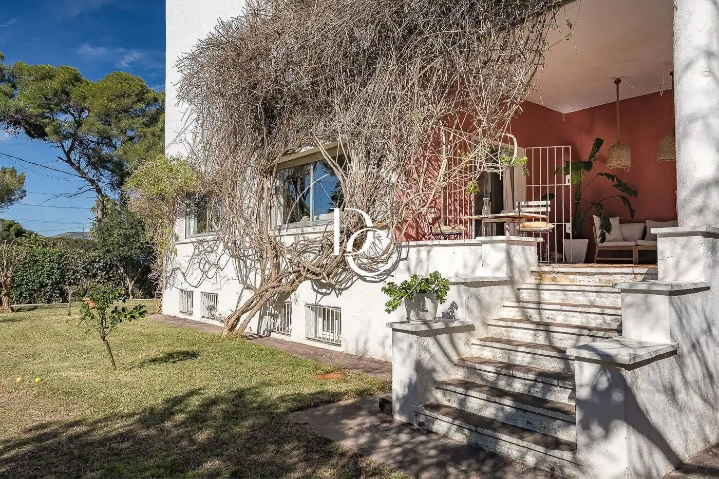 Casa con jardín en venta en Carrer Josep Carbonell i Gener, imagen 3
