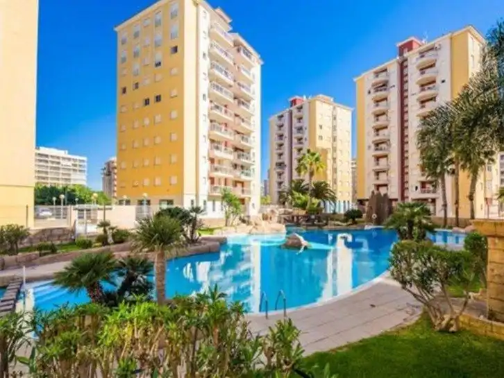 Piscina de Trastero en venta en La Manga del Mar Menor