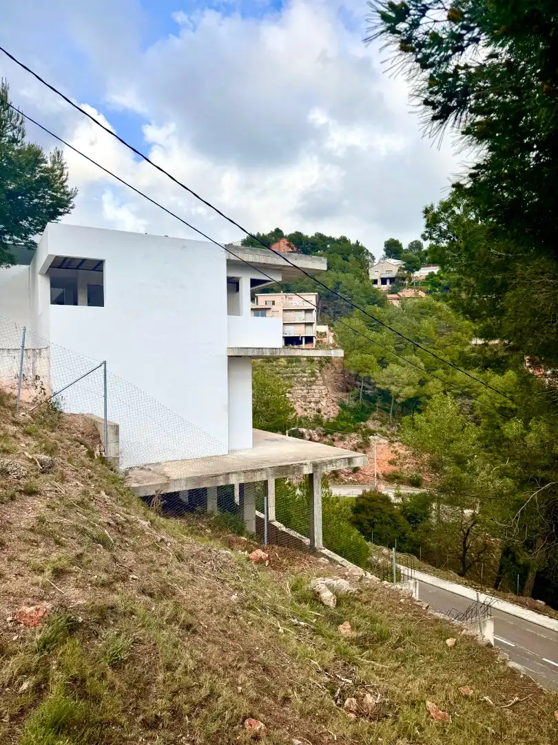 Vista exterior de Casa o chalet en venta en Castellar del Vallès con Alarma