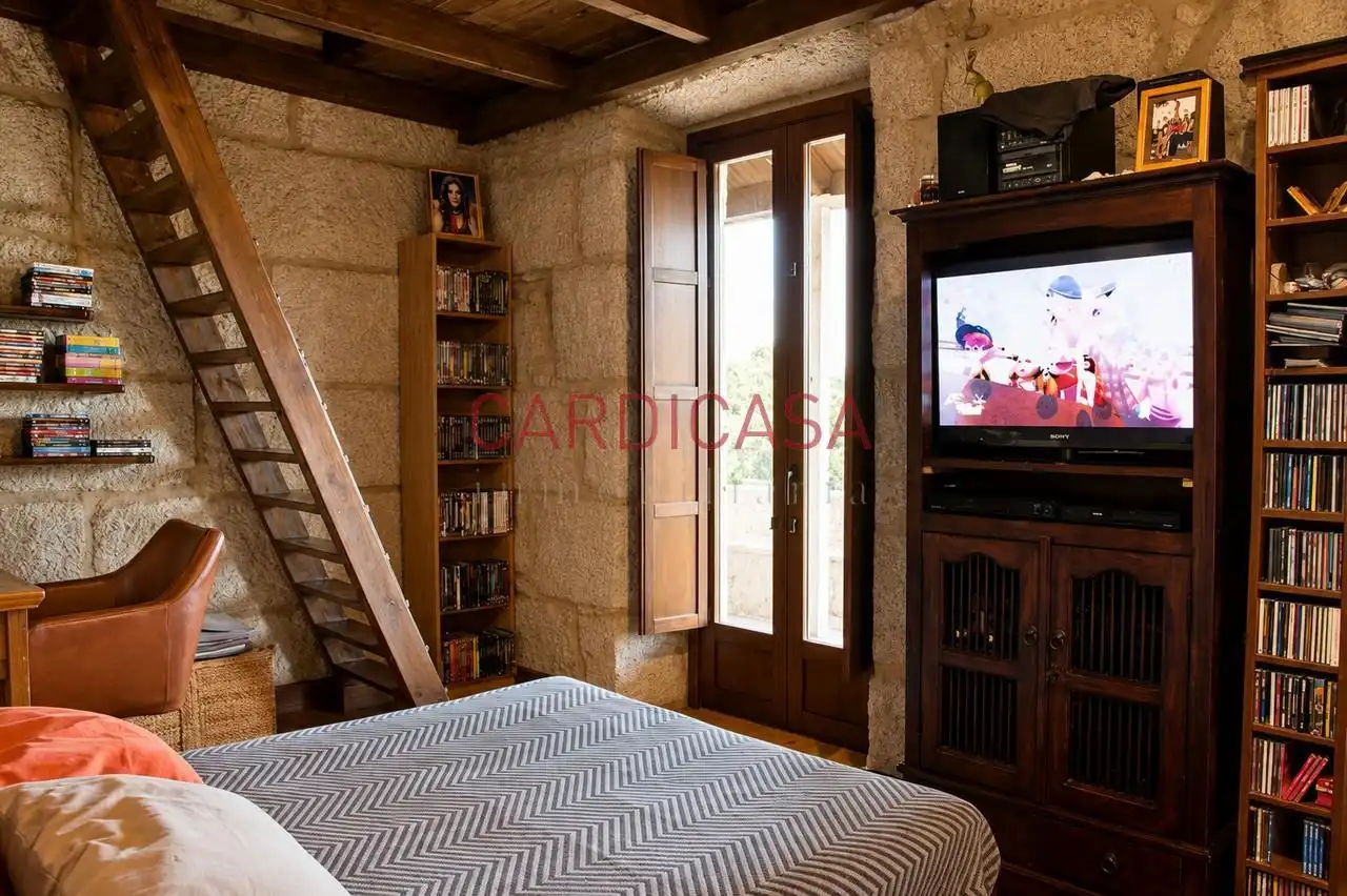 Dormitori de Casa o xalet en venda en Mondariz amb Calefacció, Jardí privat i Terrassa
