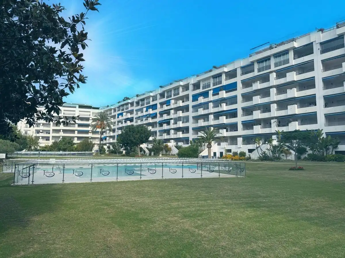 Apartamento con piscina en venta en La Jara