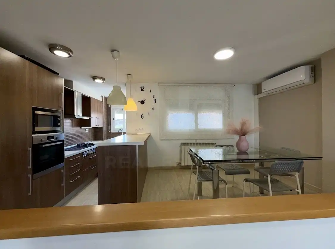 Casa aparellada en venda a Balaguer, imagen 10