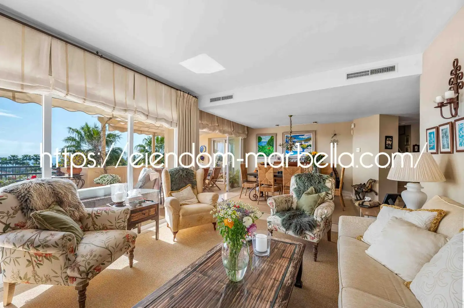 Wohnzimmer von Maisonette zum Verkauf in Marbella mit Klimaanlage, Terrasse und Abstellraum