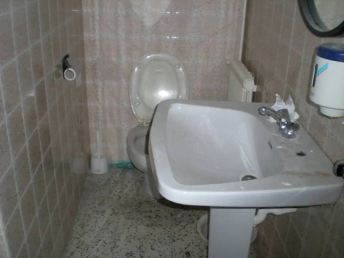 Bathroom of Office for sale in Puig-reig