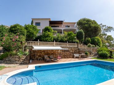 Villa con piscina in vendita a Calle la Pacheca Alta 22