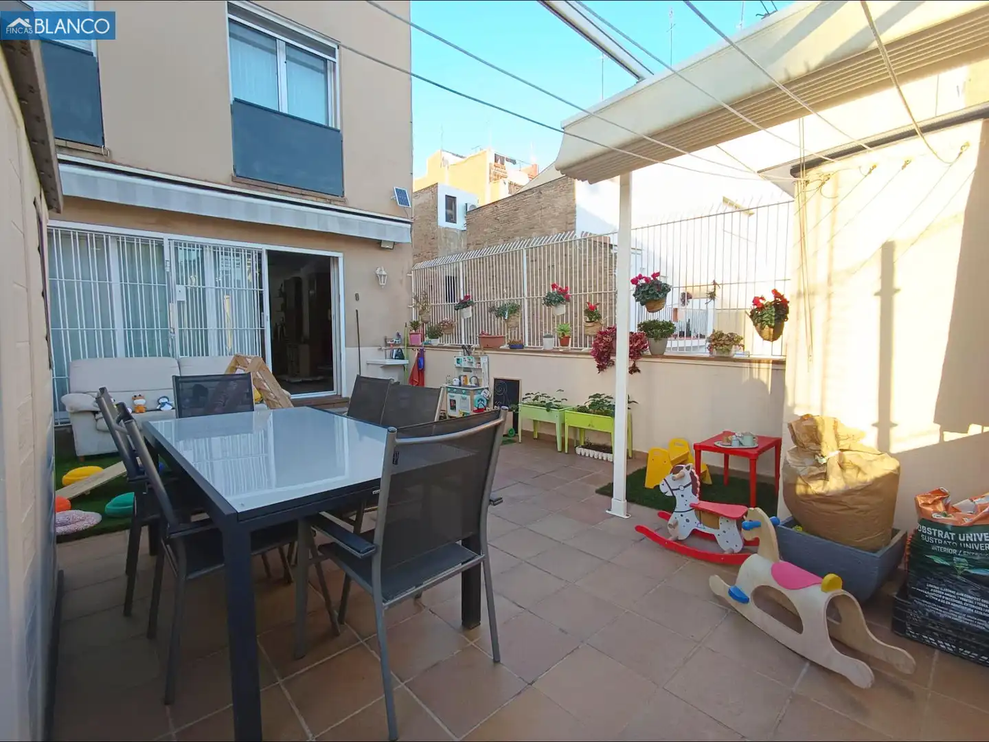 Terrace of Houses for sale in L'Hospitalet de Llobregat  with Air Conditioner, Heating and Terrace