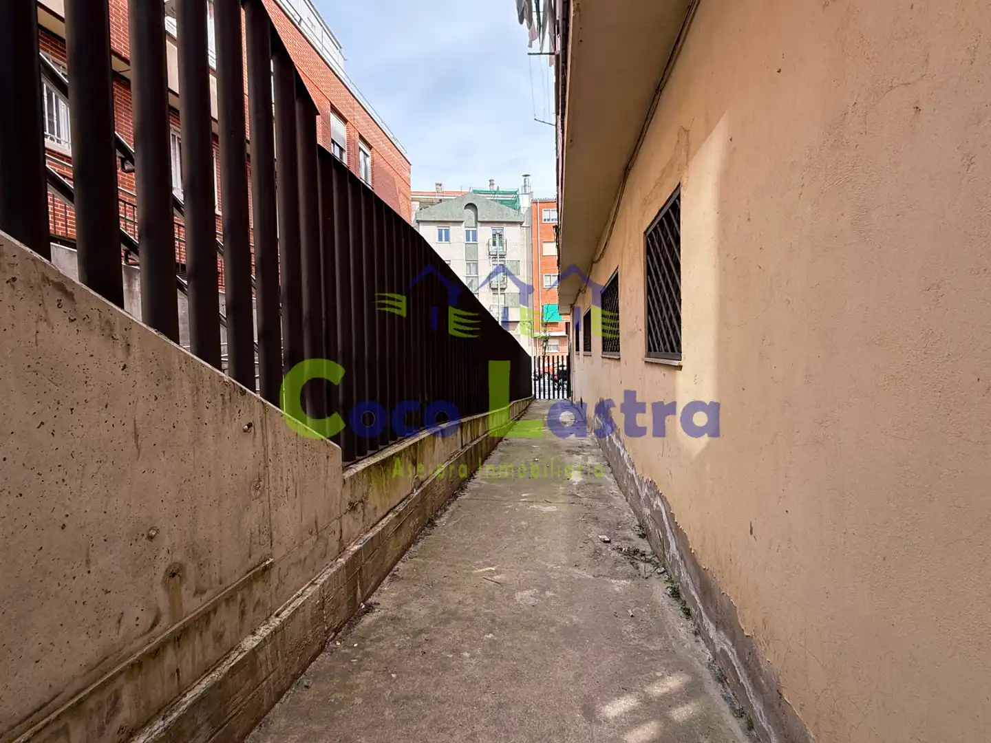 Vista exterior de Local en venta en Salamanca