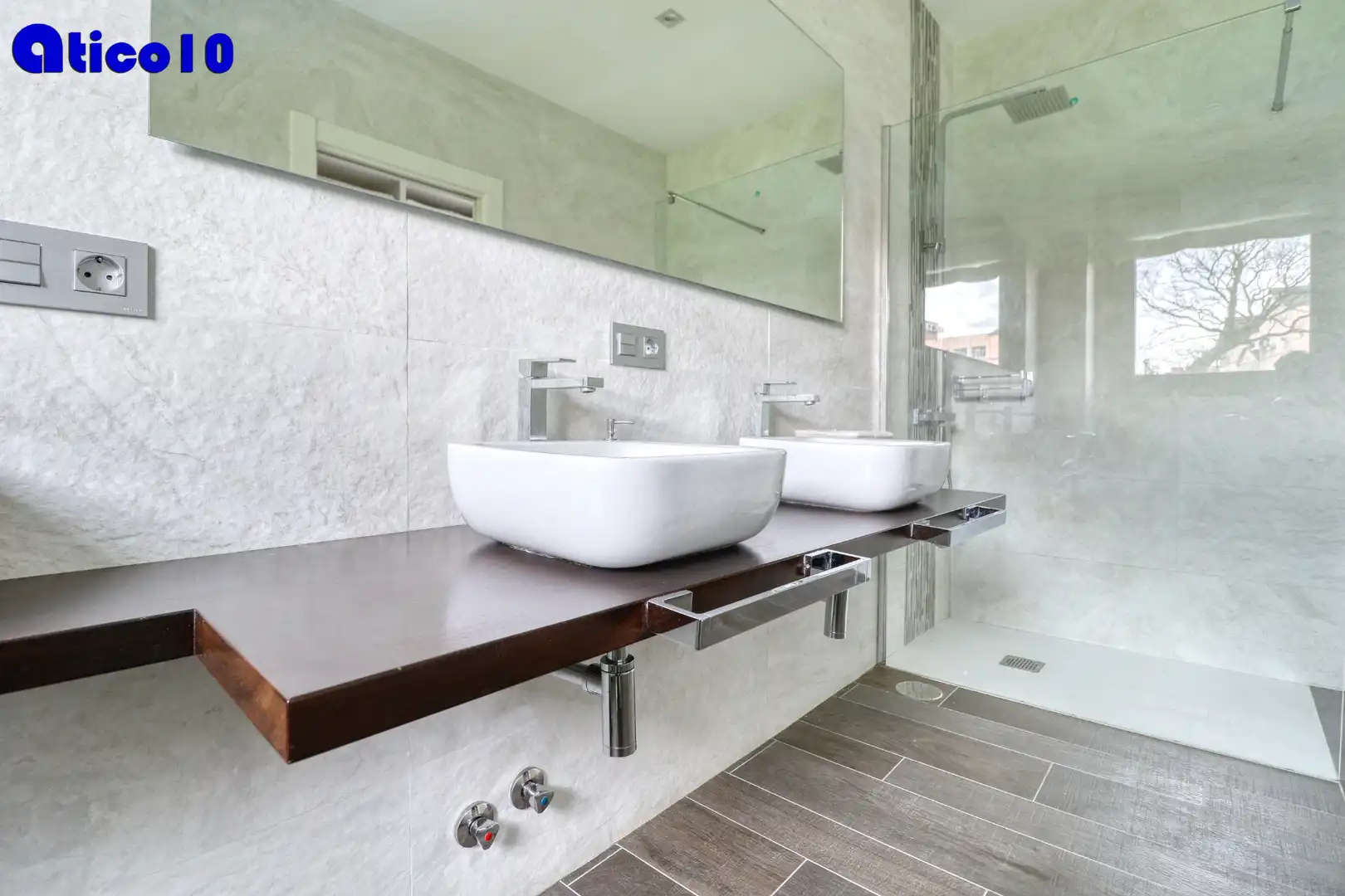 Badezimmer von Haus oder Chalet zum Verkauf in Noreña mit Heizung, Parkett und Abstellraum