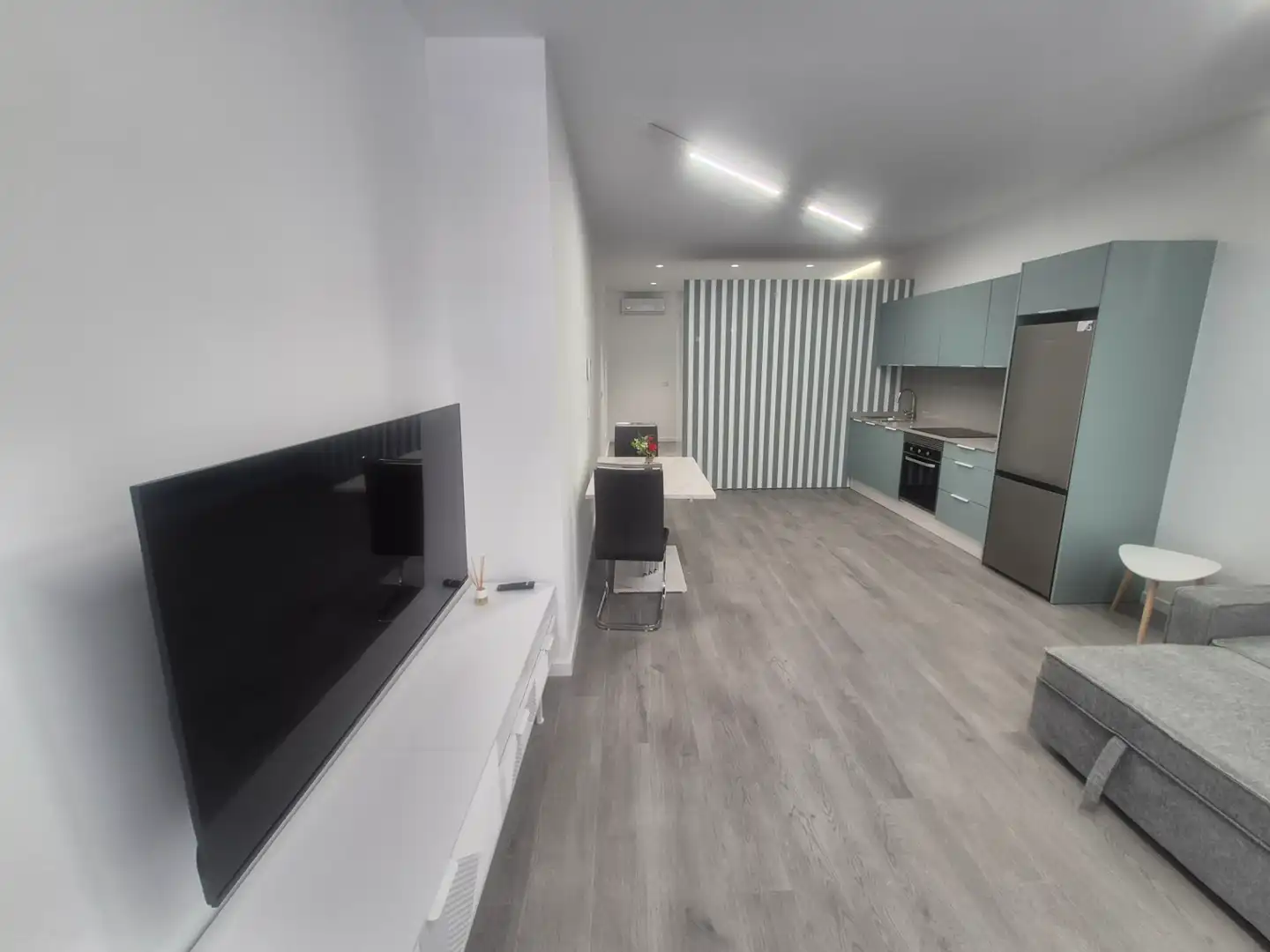 Küche von Loft zur Miete in Moncada mit Klimaanlage, Heizung und Möbliert