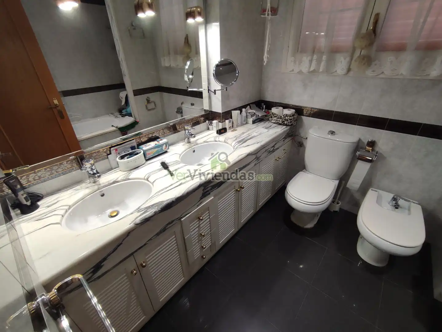 Baño de Casa o chalet en venta en Gelida con Aire acondicionado, Calefacción y Jardín privado