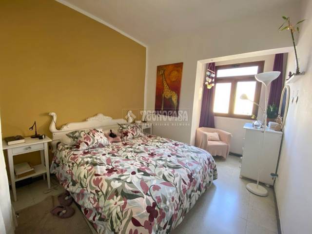Piso en Venta en C. Infanta Benchara en Gáldar pueblo
