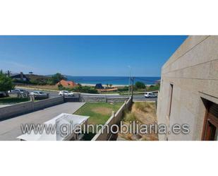 Vista exterior de Casa adosada en venda en Sanxenxo