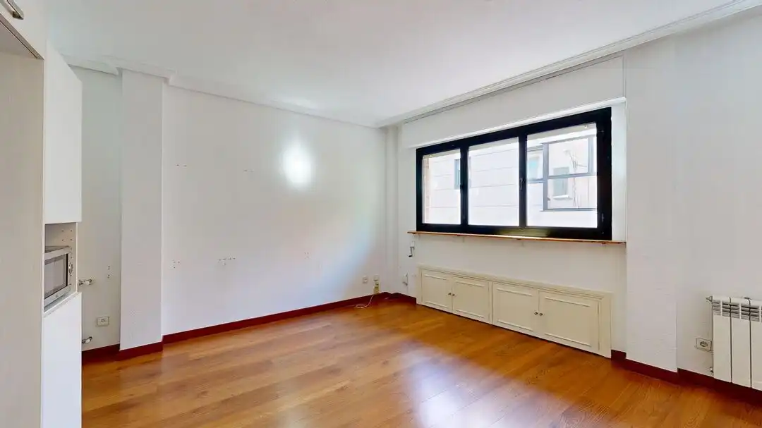 Bedroom of Flat for rent in Madrid  with Heating and Terrace