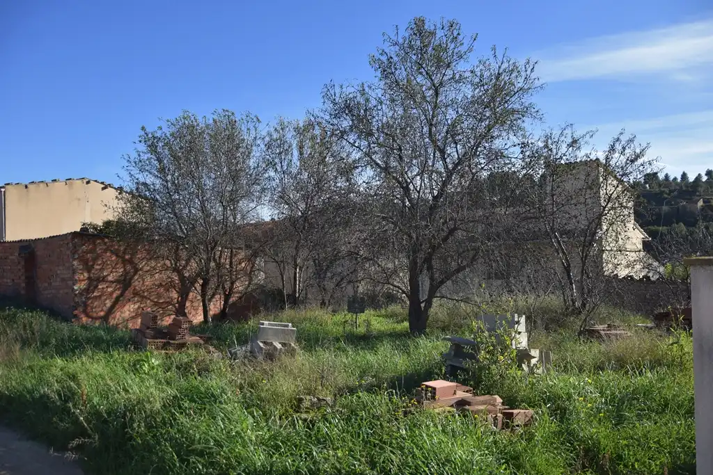 Residencial en venda en Valdeltormo