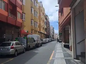 Vista exterior de Piso de alquiler en Las Palmas de Gran Canaria con Amueblado, Horno y Lavadora