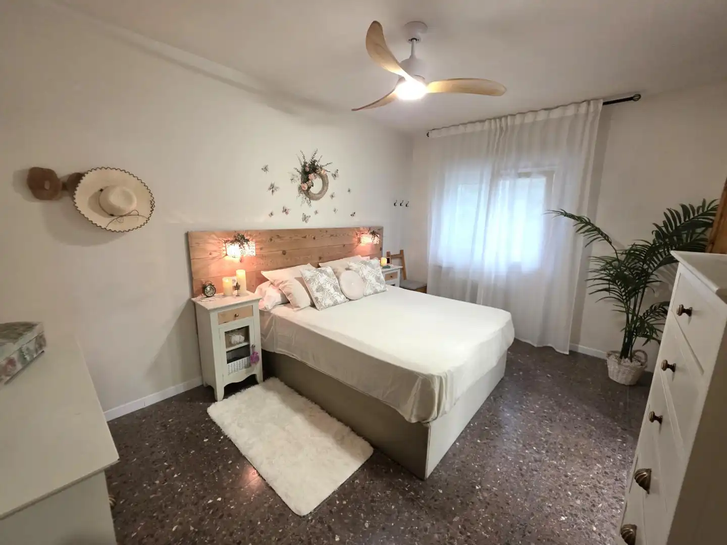 Habitación de Casa o chalet en venta en Castellar del Vallès con Calefacción, Terraza y Piscina