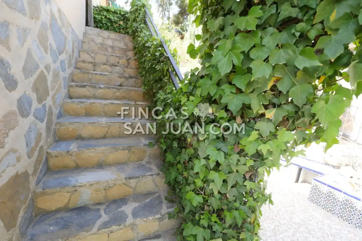 Houses for sale in El Campello  with Air Conditioner, Heating and Private garden