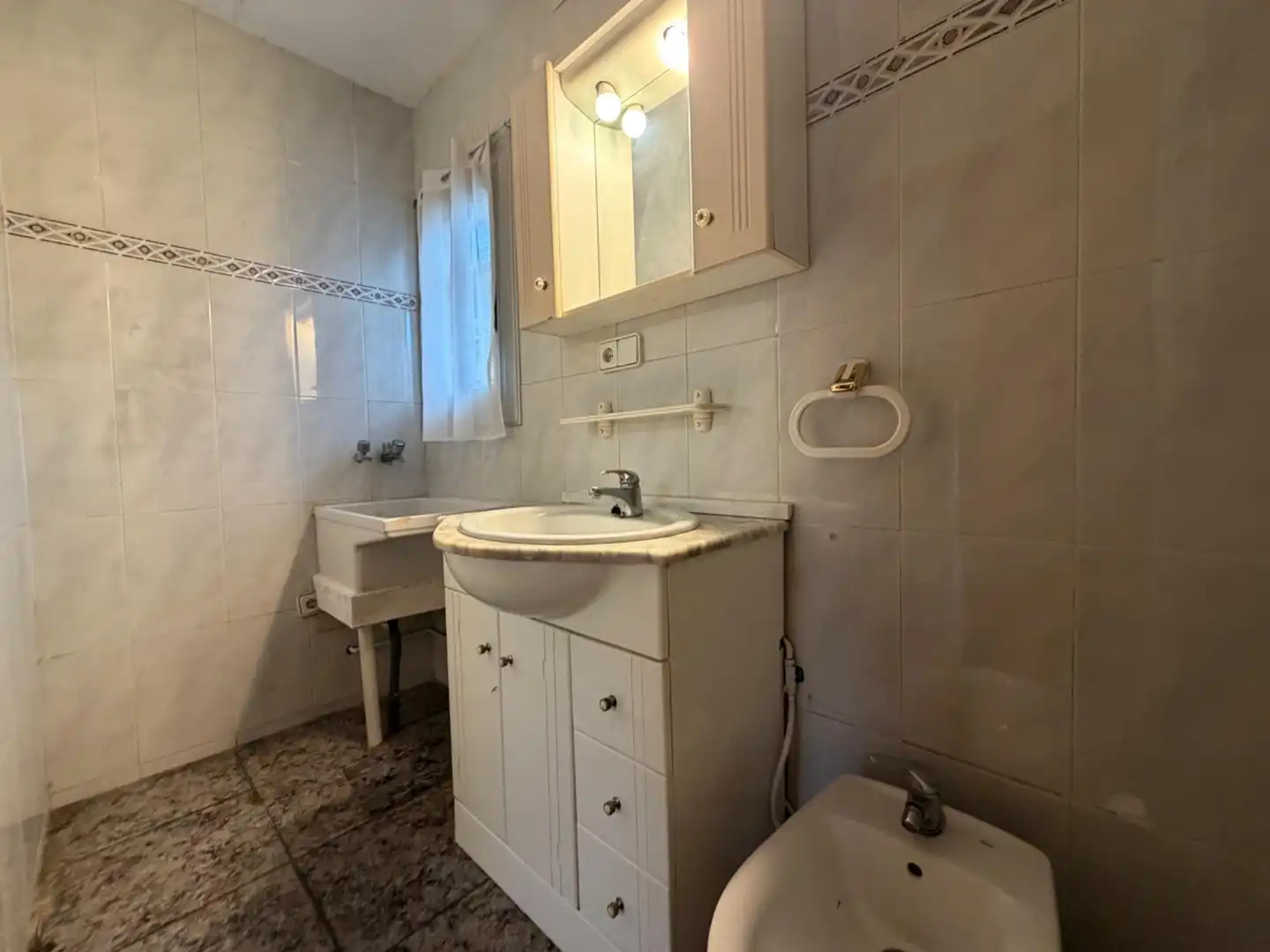 Badezimmer von Haus oder Chalet zum Verkauf in Barberà del Vallès mit Heizung, Privatgarten und Terrasse