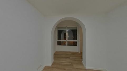 Foto 5 de Piso en venta en C/ Valmojado, Aluche, Madrid