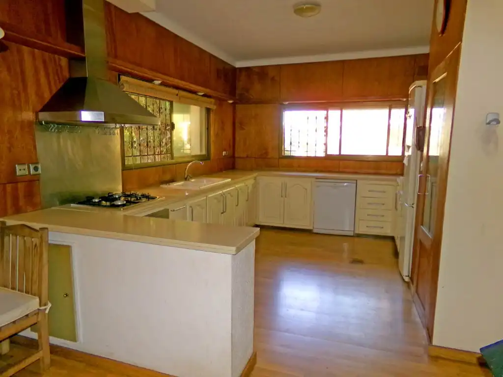 Kitchen of Houses for sale in L'Escala