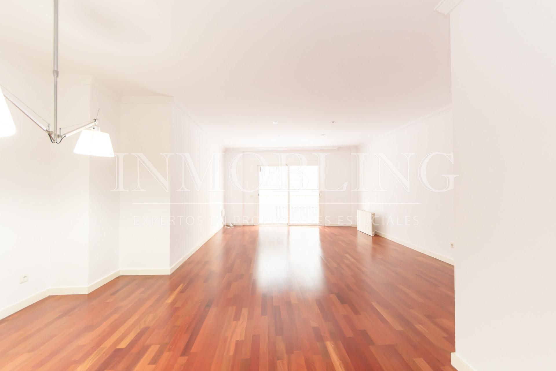 Wohnung zur Miete in Centre