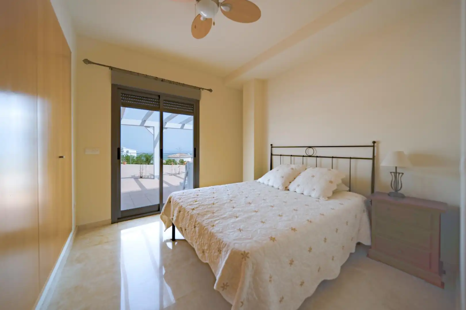 Apartament amb piscina en venda a Pego