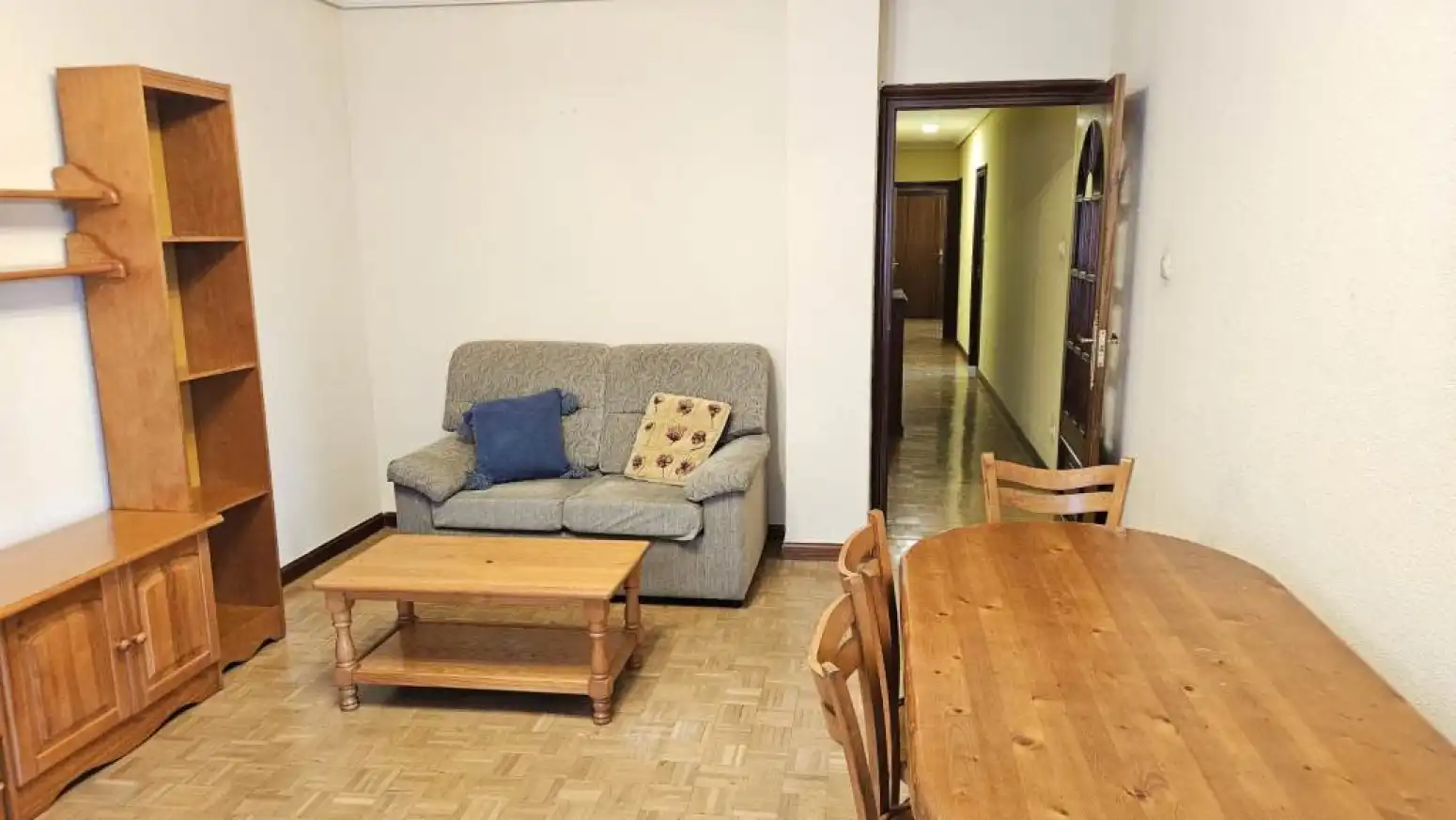 Sala de estar de Piso de alquiler en Salamanca con Calefacción, Parquet y Terraza