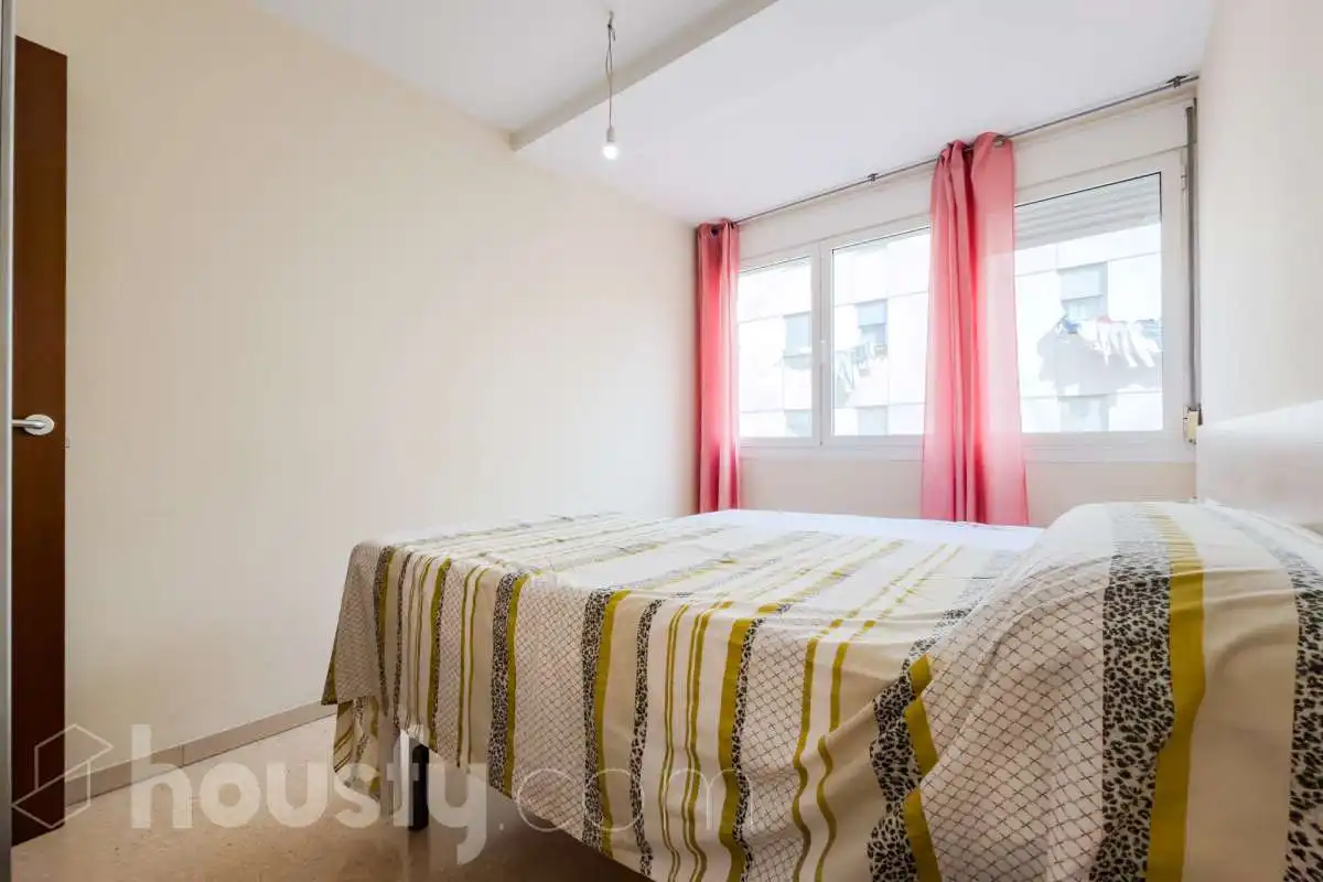 Habitación de Piso en venta en Barcelona con Terraza
