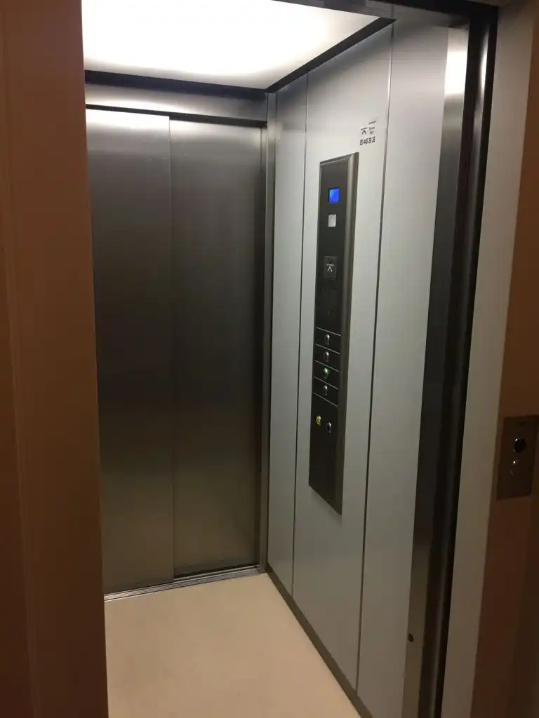 Apartament en venda en L'Hospitalet de Llobregat amb Aire condicionat, Parquet i Moblat