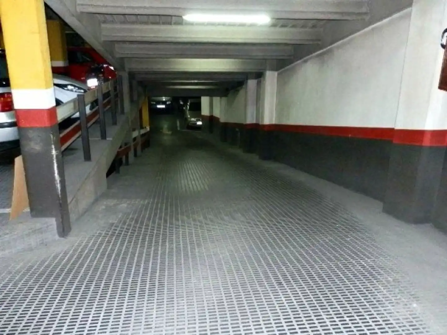 Parkplatz zur Miete in Barcelona - Plaza Urquinaona, imagen 3