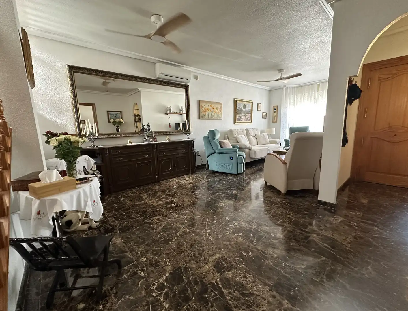 Sala de estar de Casa adosada en venta en Cartagena con Aire acondicionado, Jardín privado y Terraza