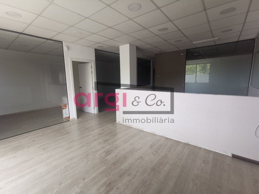 Local de lloguer a Centre, Viladecans