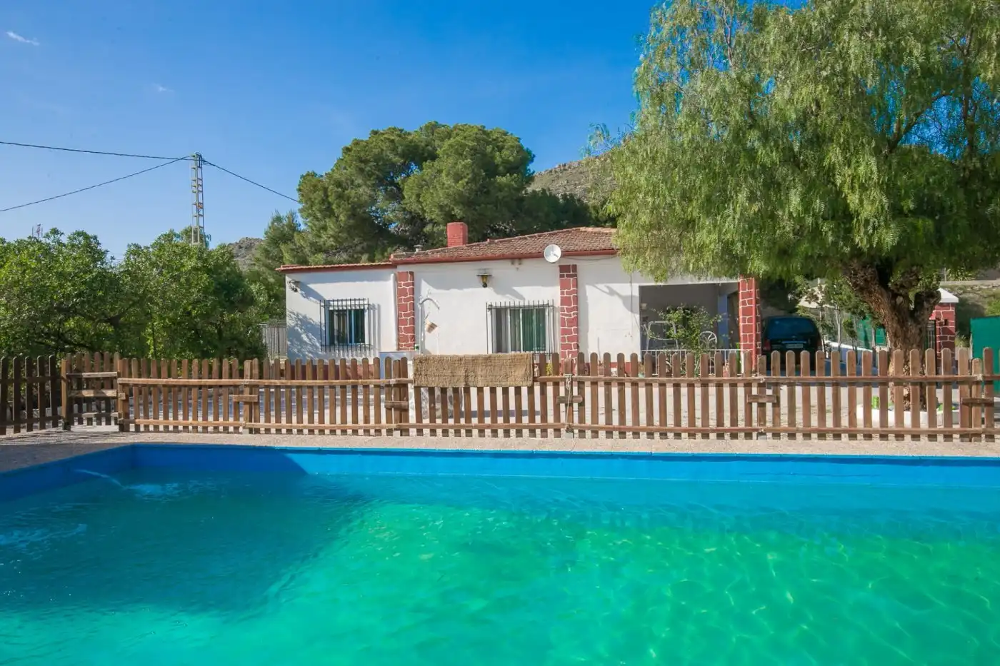 Casa con piscina en alquiler en Aspe Centro, imagen 2
