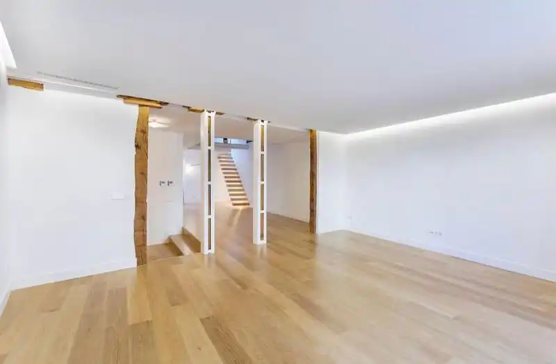 Duplexes for sale in Madrid  with Air Conditioner and Heating