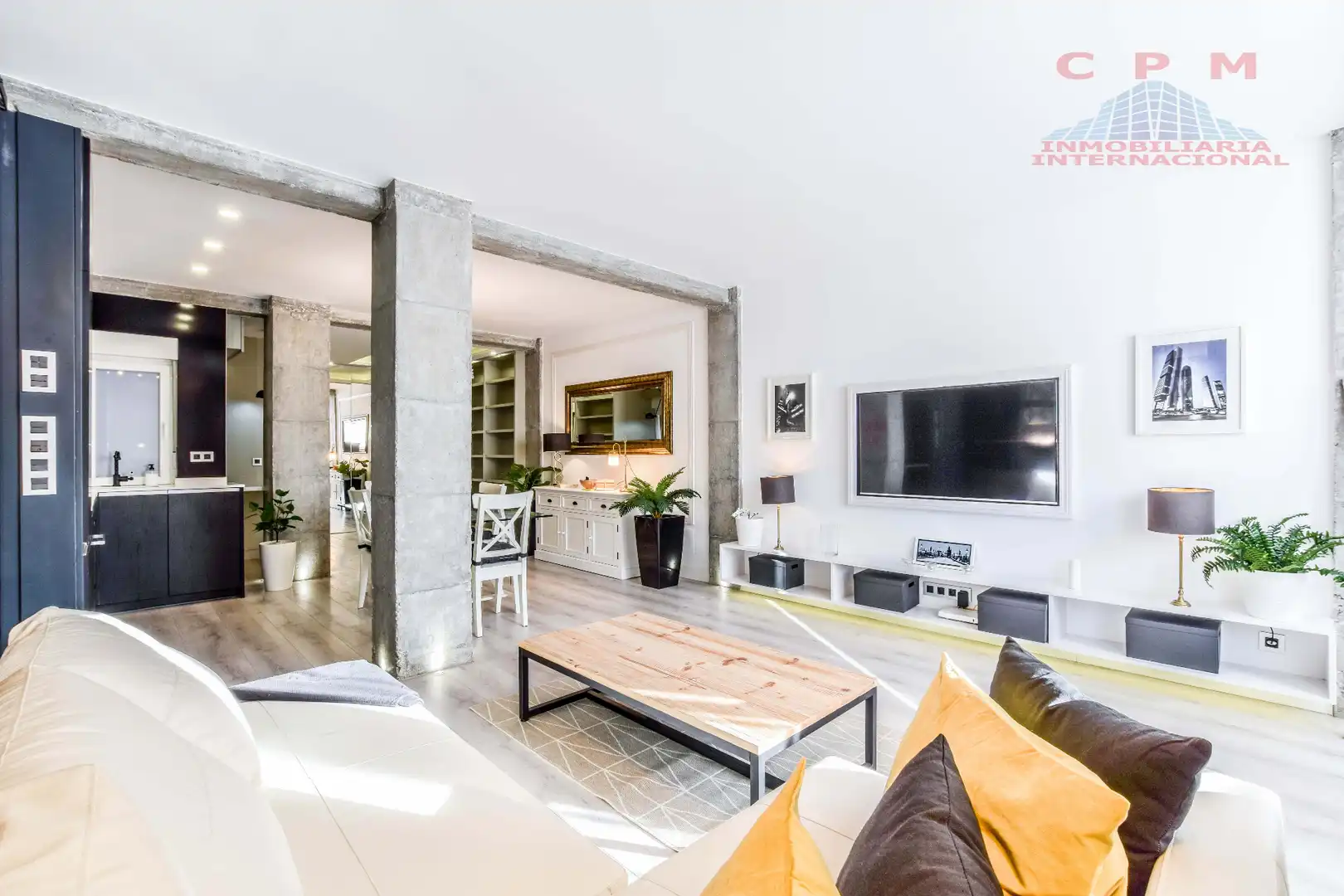 Living room of Flat for sale in Chamartín