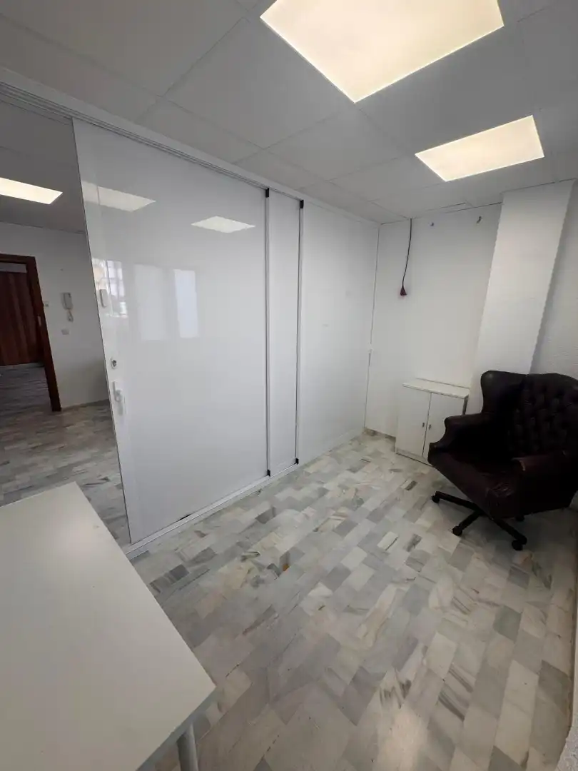 Office for rent in Avenida de la Constitución, 1, San Pedro de Alcántara pueblo
