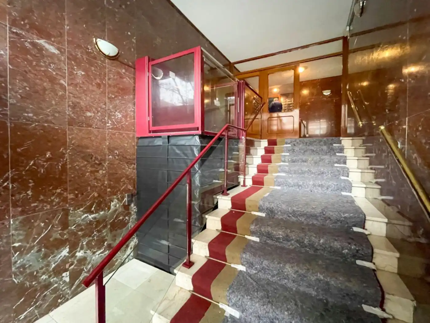 Piso en venta en Madrid con Calefacción y Terraza