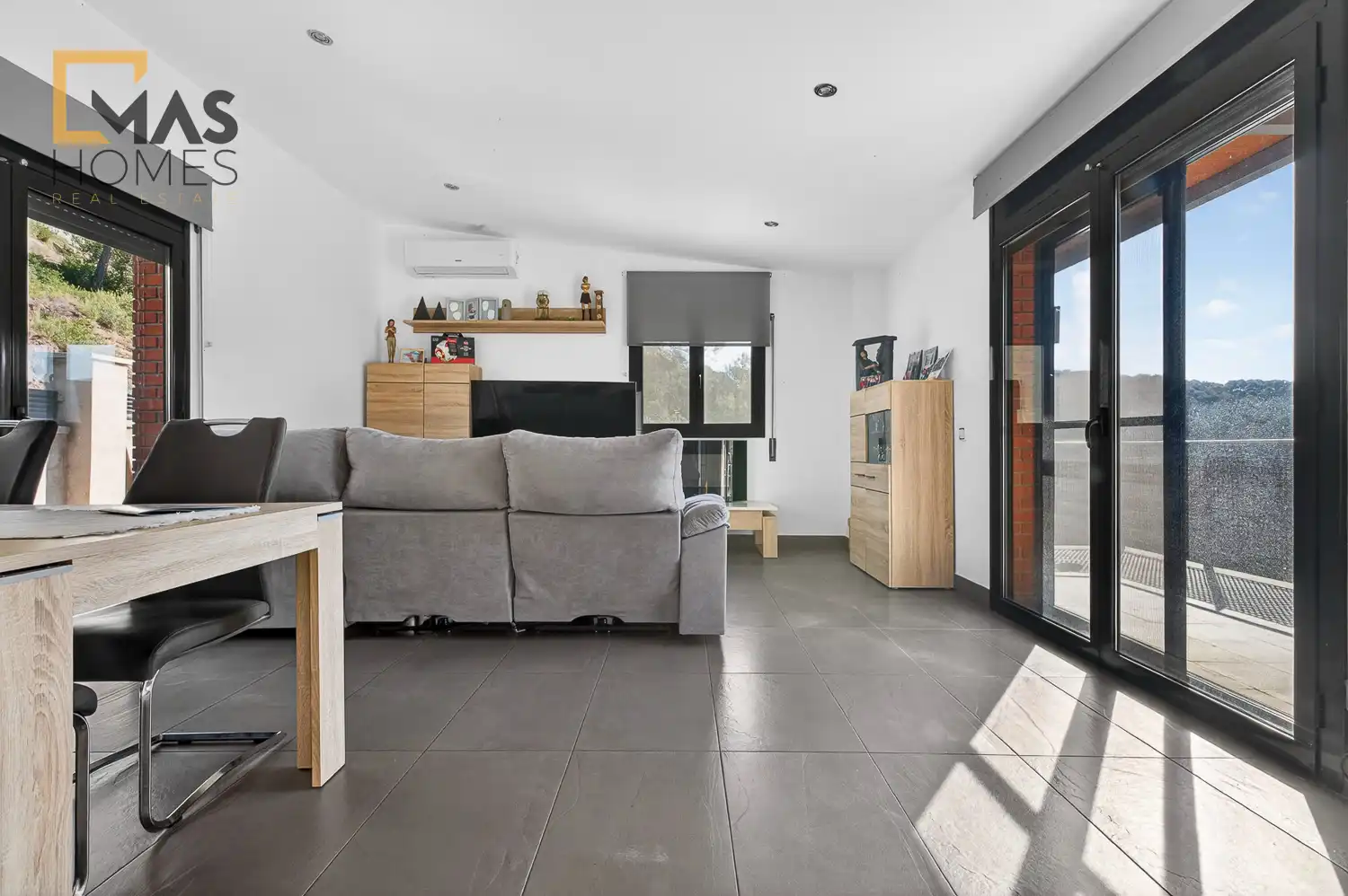 Sala d'estar de Casa o xalet en venda en Sant Llorenç Savall amb Aire condicionat, Calefacció i Jardí privat