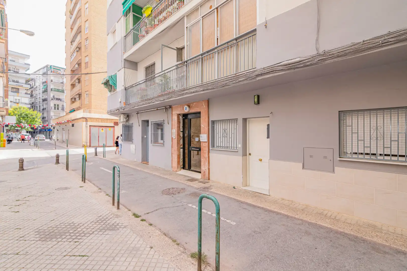 Außenansicht von Wohnung zum Verkauf in Granada mit Balkon