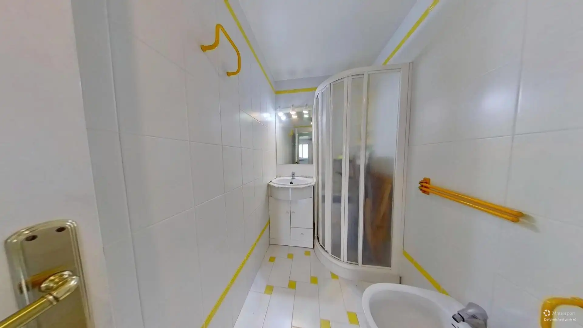 Bathroom of Flat for sale in Valencia  with Air Conditioner, Terrace and Storage room